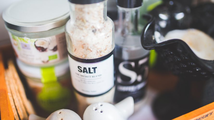 減塩を心がけている方に、完全食で塩分の摂り過ぎを防ぐ。
